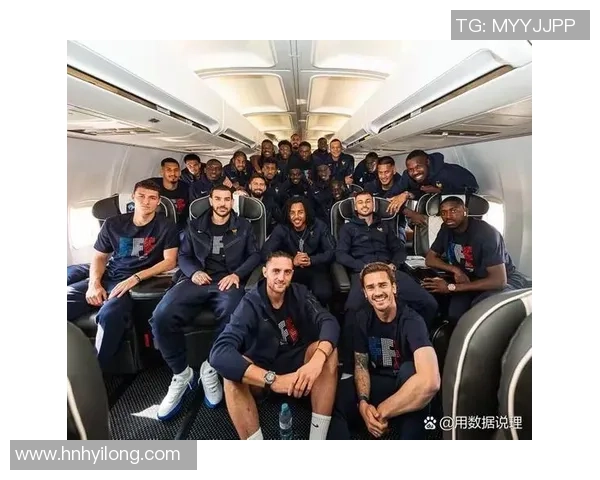 足球明星夜店狂欢被抓事件引发热议球迷纷纷讨论明星生活方式